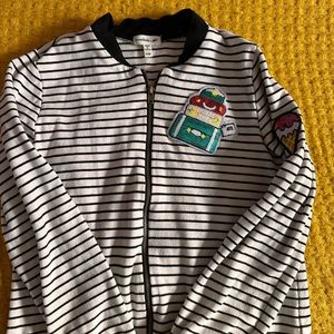 Girls black and white striped zip up fashion zip up